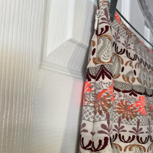 Loft mini skirt size 2 - Picture 5 of 5